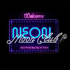 Neon Moon - BAY CITY TEXAS - USA